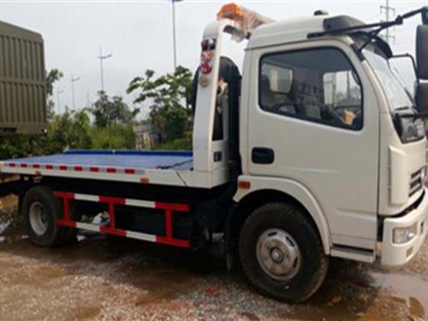 XE CỨU HỘ GIAO THÔNG 3,8 TẤN SÀN TRƯỢT DONGFENG NHẬP KHẨU