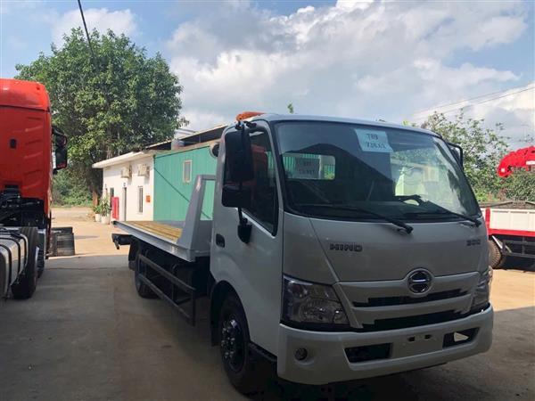 Xe Cứu Hộ HINO XZU720 Sàn Trượt Sát Đất