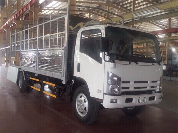 Xe tải thùng Isuzu 8,2 tấn thùng dài 7,1m