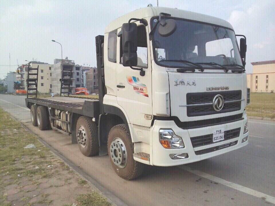 XE NÂNG ĐẦU CHỞ MÁY CÔNG TRÌNH DONGFENG 5 CHÂN