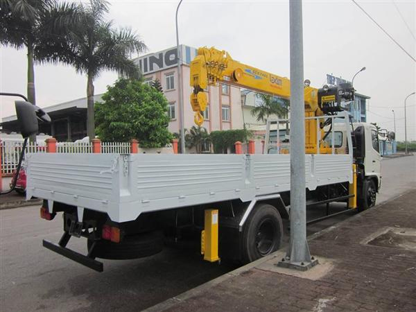 Xe tải hino gắn cẩu soosan
